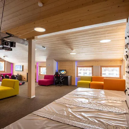 Swisspeak Resorts Bishorn-76 *